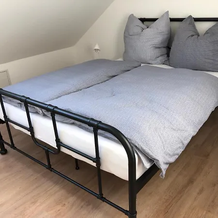 Individuelle In Apartamento